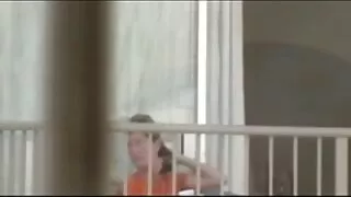 Хоер нуух дэгдээхэйгээ амжилттай pleasuring Beau-ийн pussies