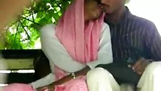 Гайхалтай мастерууд залуу залуу fucked
