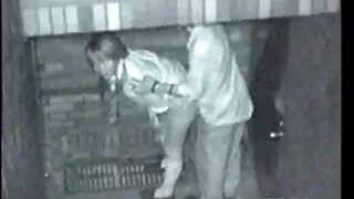 Чадварлаг гэрэл зурагчин cumshot аманд нь нөхрийнхөө ард сүйт бүсгүйг бухимдуулав