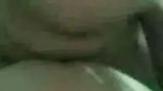 Дик охин дээр аажмаар оффис дээр тайвширдаг