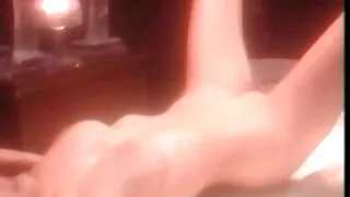Галзуу хахали бариулынхаа нүхийг будсан