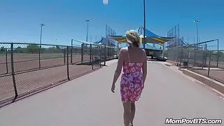 Libidinous охин эрэгтэй anally өгсөн байна