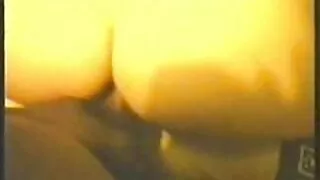 Өөртөө итгэлтэй шаргал өгсөн pussy